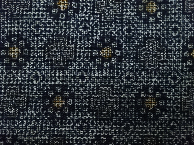 アンティーク　抽象模様織出し本場正藍泥染大島紬着物